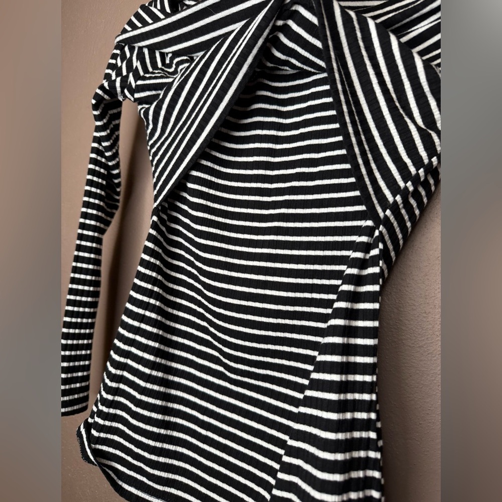 Cotton On Striped Print Ribbed Crossover Long Sleeve Top Size Small Preppy Y2K - Picture 11 of 14